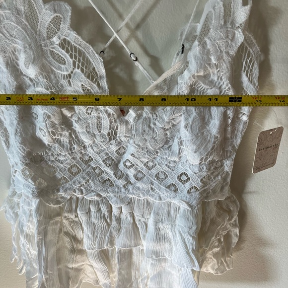 Free People Cami, Adella White Lace Peplum Camisole, crochet ruffle, Medium - Picture 7 of 8